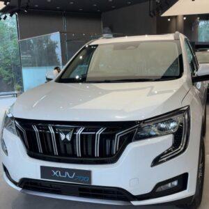 Mahindra XUV 700 on Rent in Dehradun
